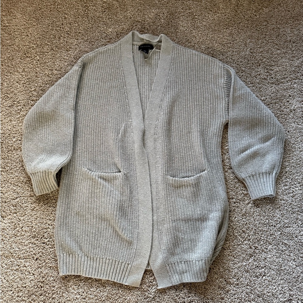 Women’s oversized cardigan - small